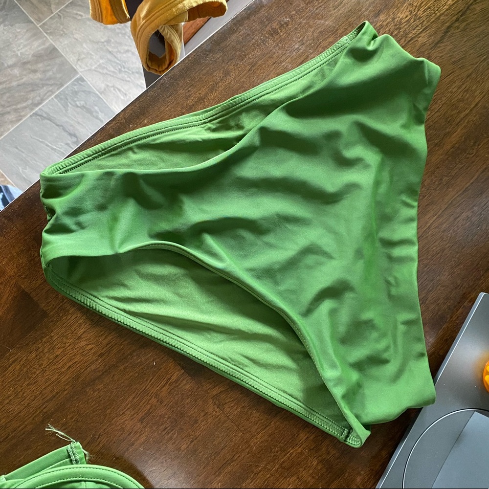 CUUP high waist swim bottoms - seaweed